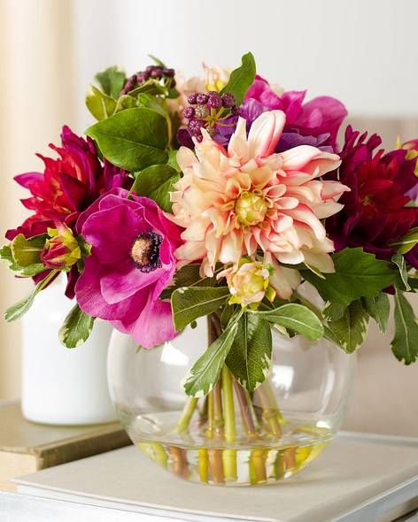 Dahlia Dahlia Arrangement